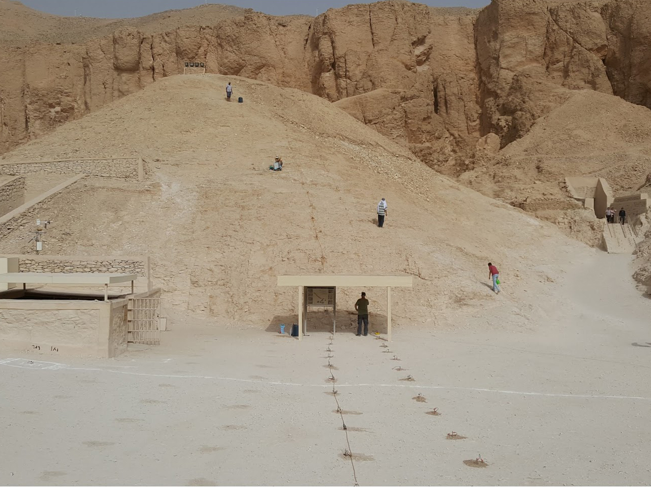 Tomographie électrique dans la Vallée des Rois, Egypte